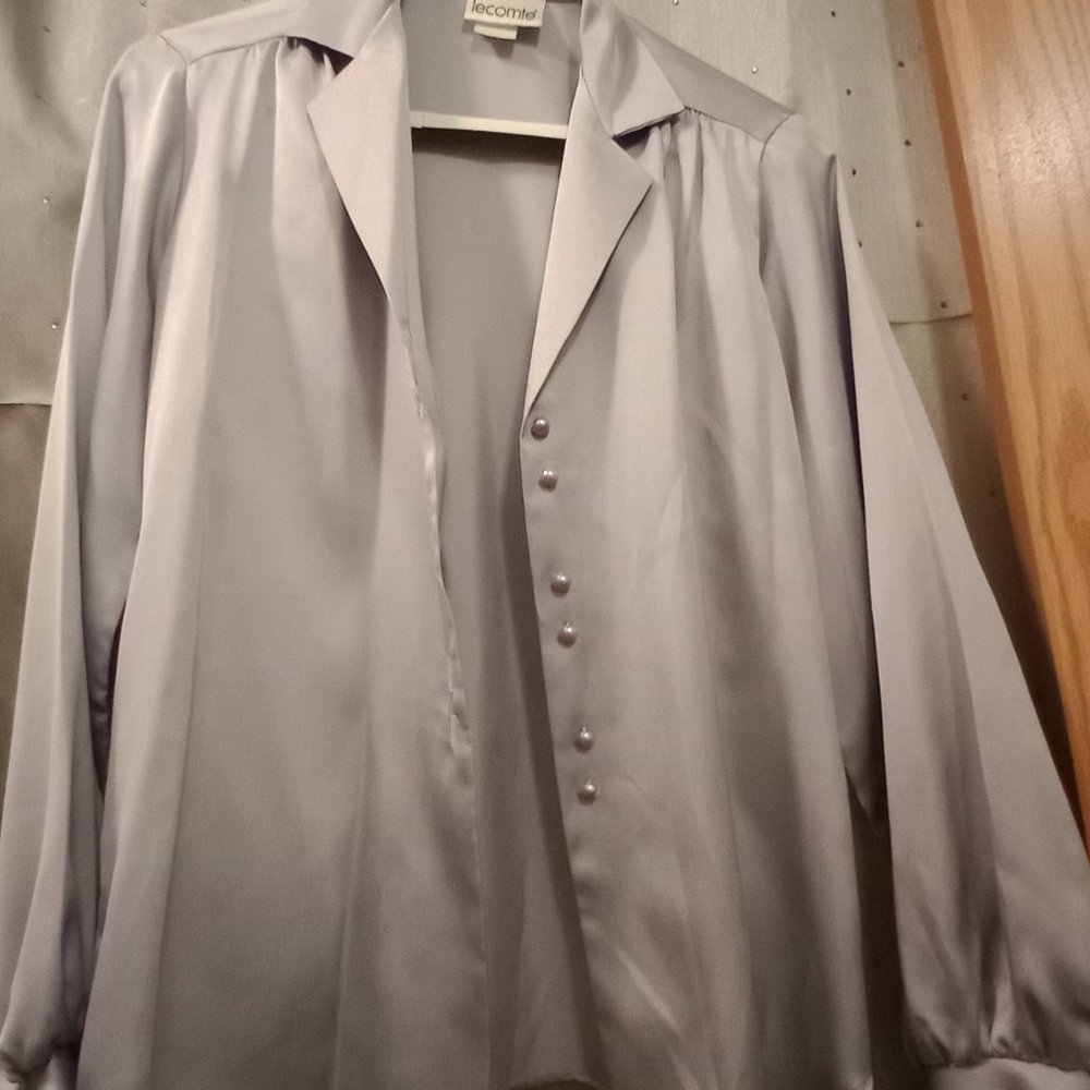 Dress Clothes - Picture 6 of 16